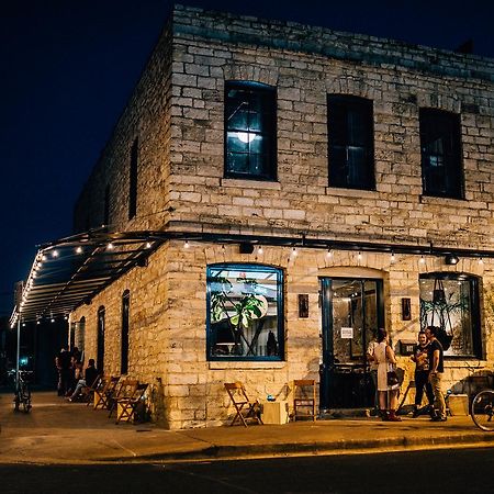 Native Hostels Austin Bagian luar foto