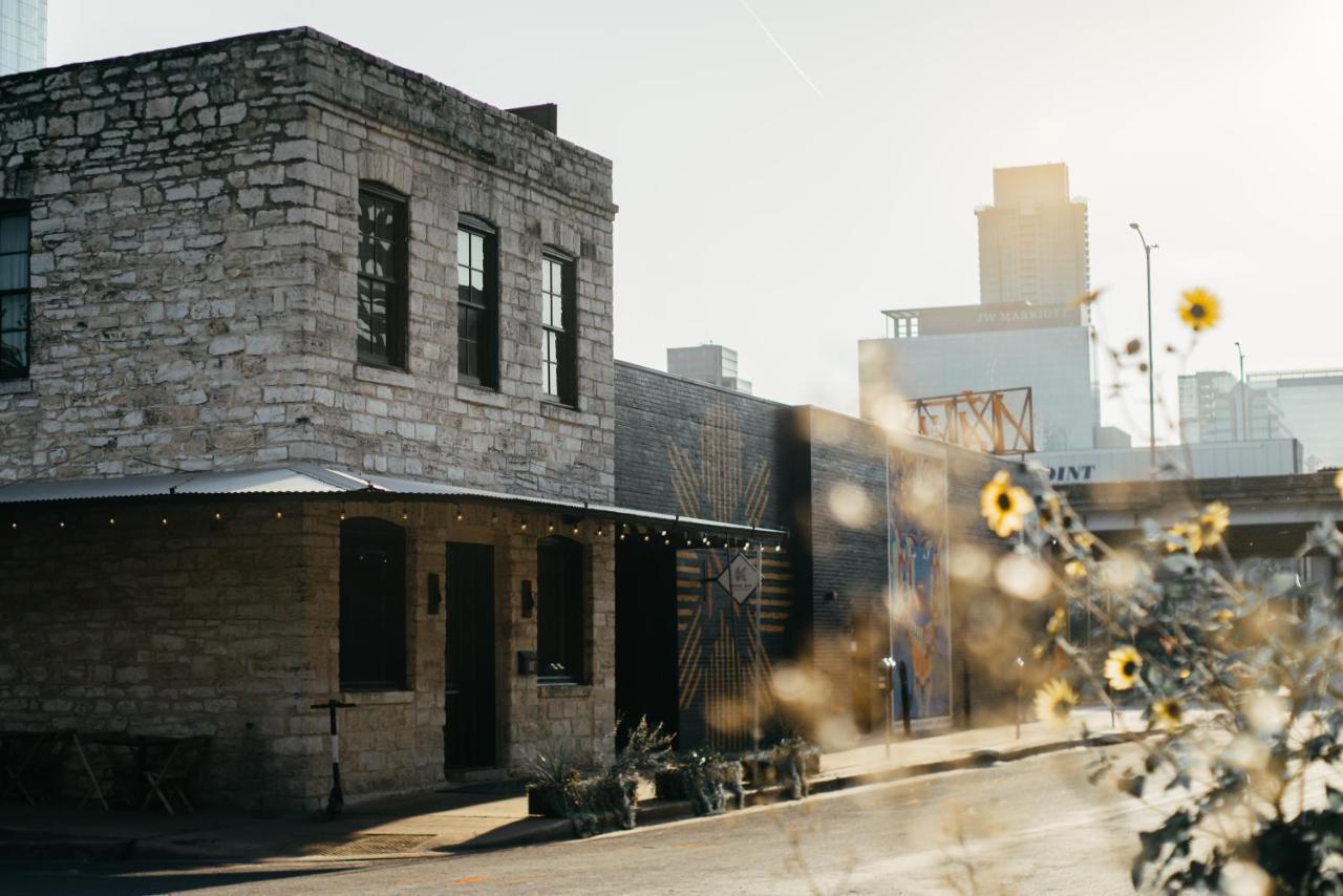 Native Hostels Austin Bagian luar foto